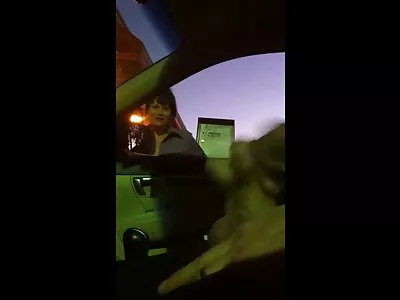 Luriga killen får knulla en kåt tonårshacka
